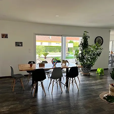 Maison De Fanny